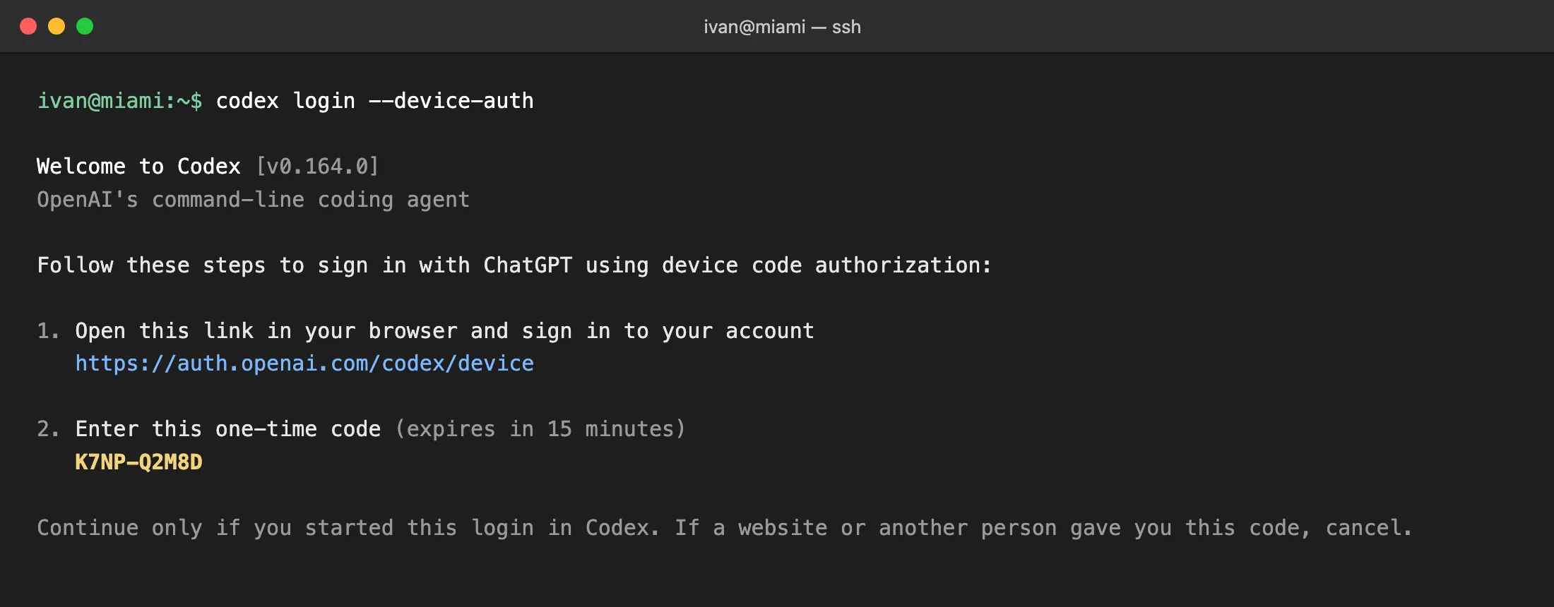 Терминал SSH: команда codex login --device-auth, ссылка auth.openai.com/codex/device и пример одноразового кода.